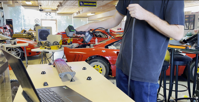 scanning a car part with EinScan HX